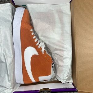 Nike SB Zoom Blazer Mid